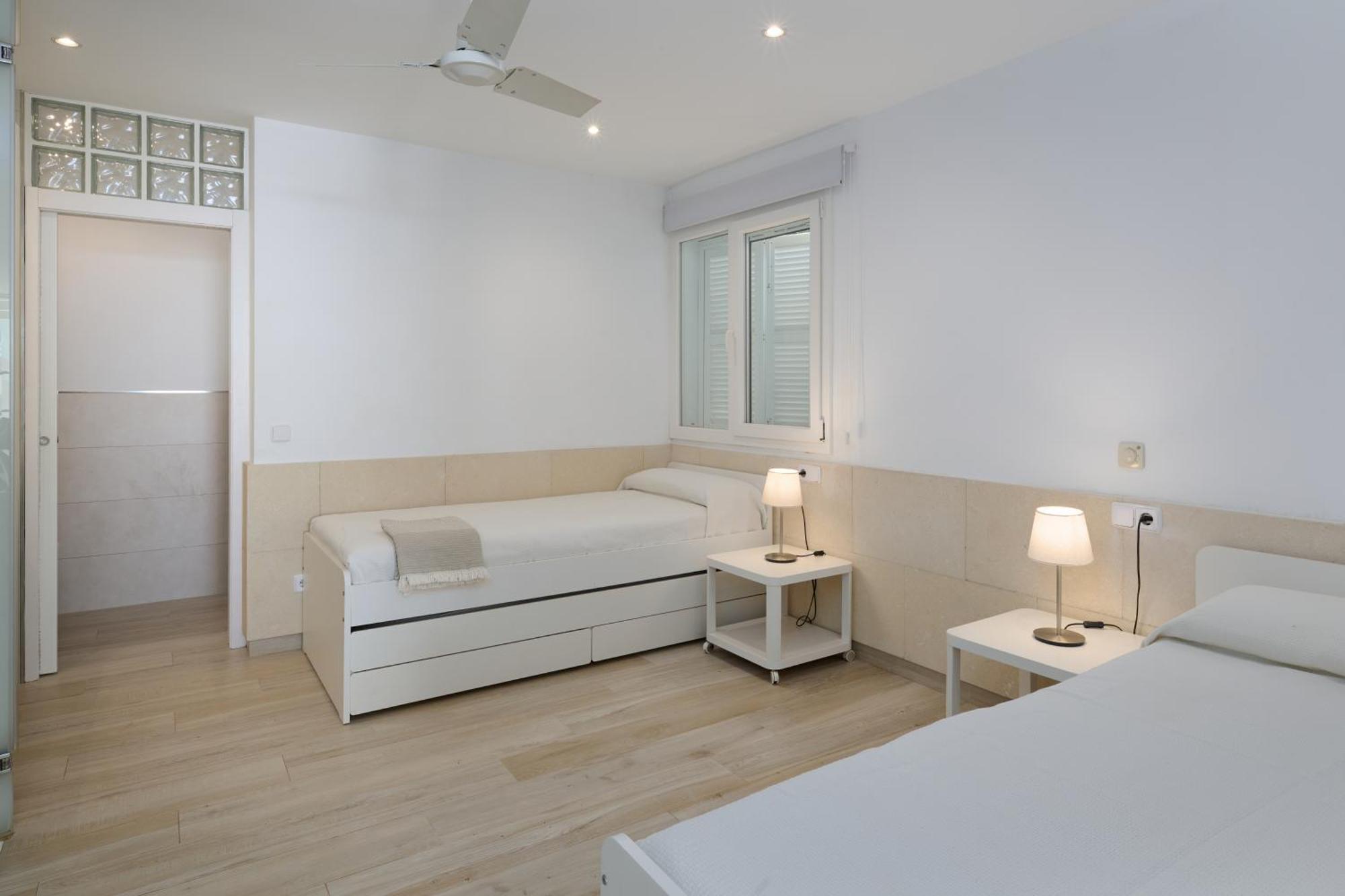 Sea Frontline Apartment 'Faraona'. Pool. Wifi Santanyi Exterior photo